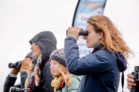 Young people at a sea watch, Image by Hevika Michnova